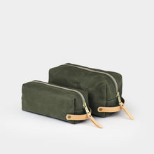 Load image into Gallery viewer, Waxed Canvas Dopp Kit